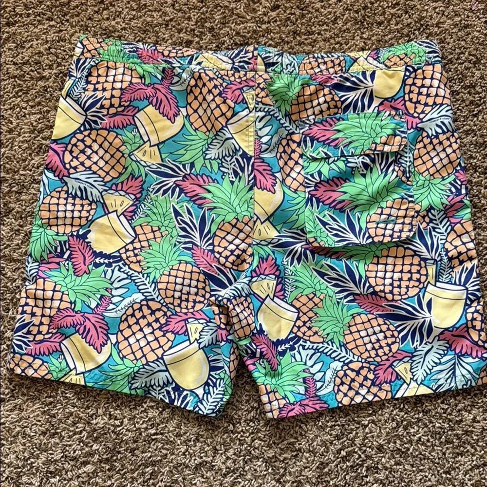 Vineyard Vines Small Swim‎ Pineapple Palm Pina Colada